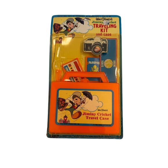 New in Package Vintage Walt Disney's Jiminy Cricket Traveling Kit and Case 1983 - Picture 1 of 5